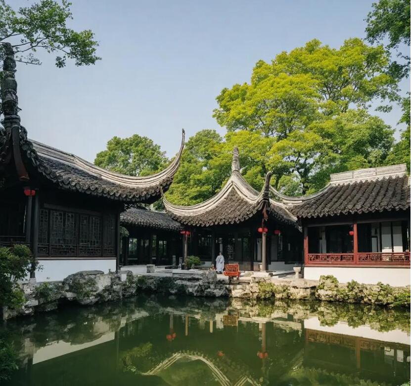 长沙雨花夏彤餐饮有限公司